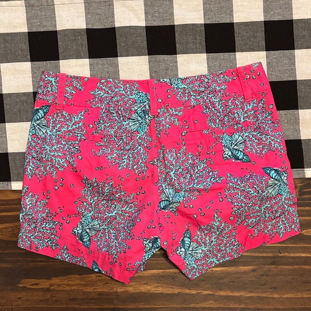 Lilly Pulitzer blue coral cocktail Callahan shorts 0 - Picture 5 of 5